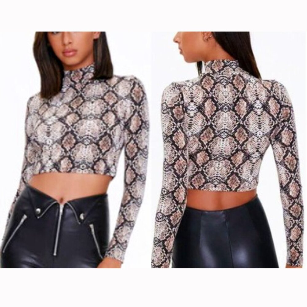 Forever 21 Women's Snake Print Mock Neck Crop Long Sleeve Top Size Medium - Picture 1 of 16